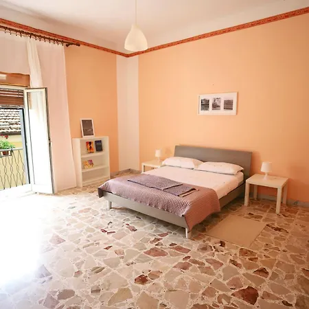 Ibla For Family And Friends Guest house *